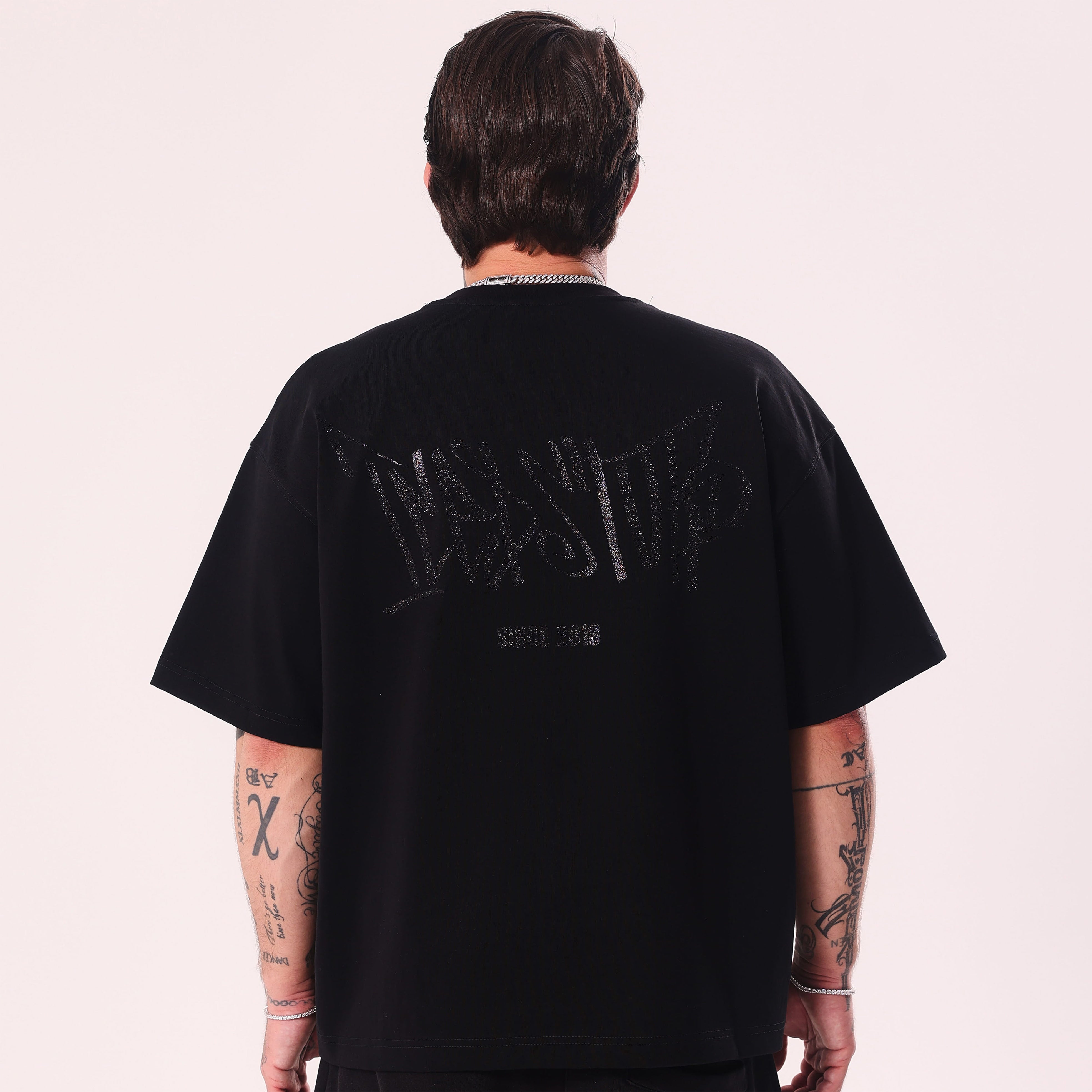 Koszulka Crystal Graffiti Czarna Boxy Fit
