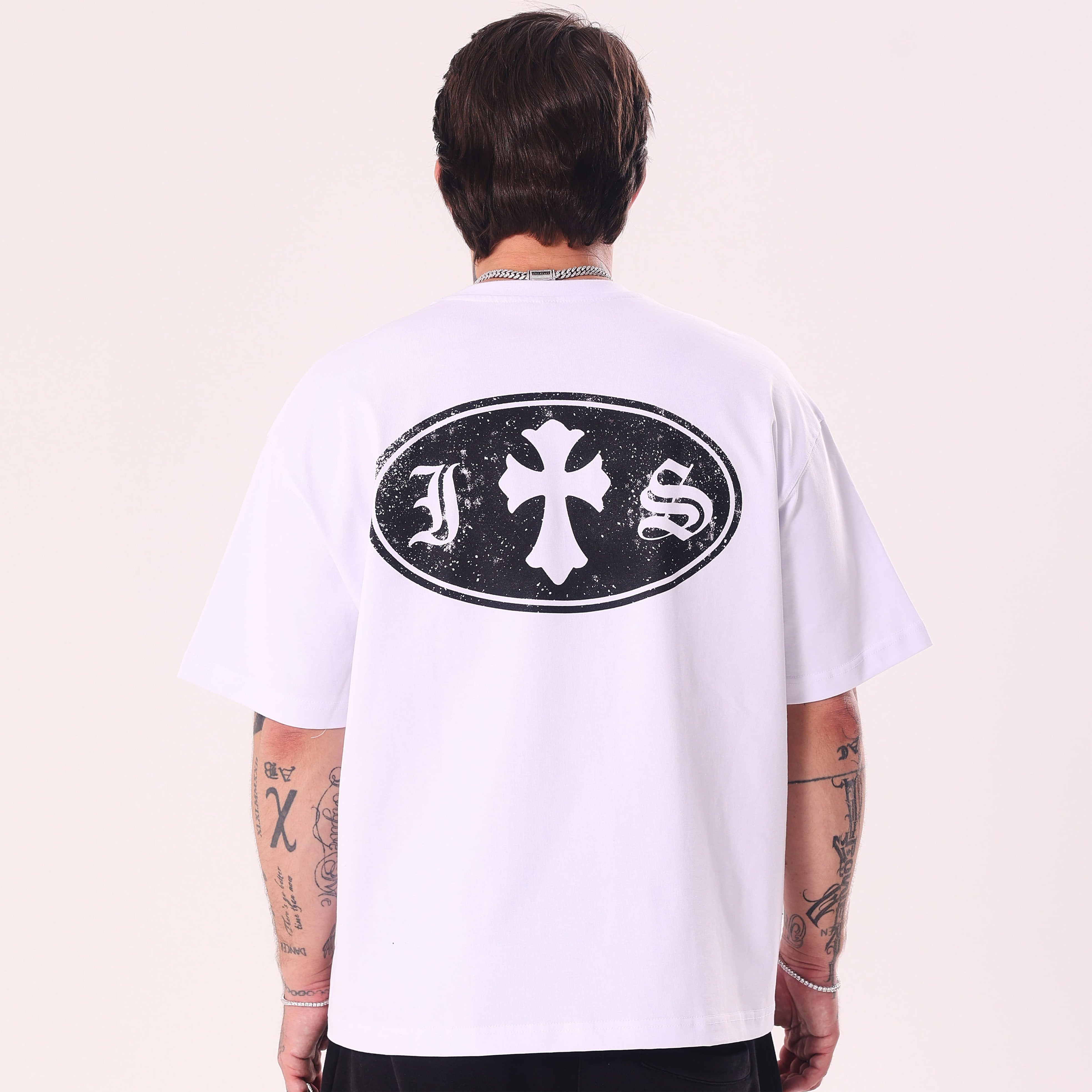Koszulka IS Gothic Cross Biała Boxy Fit