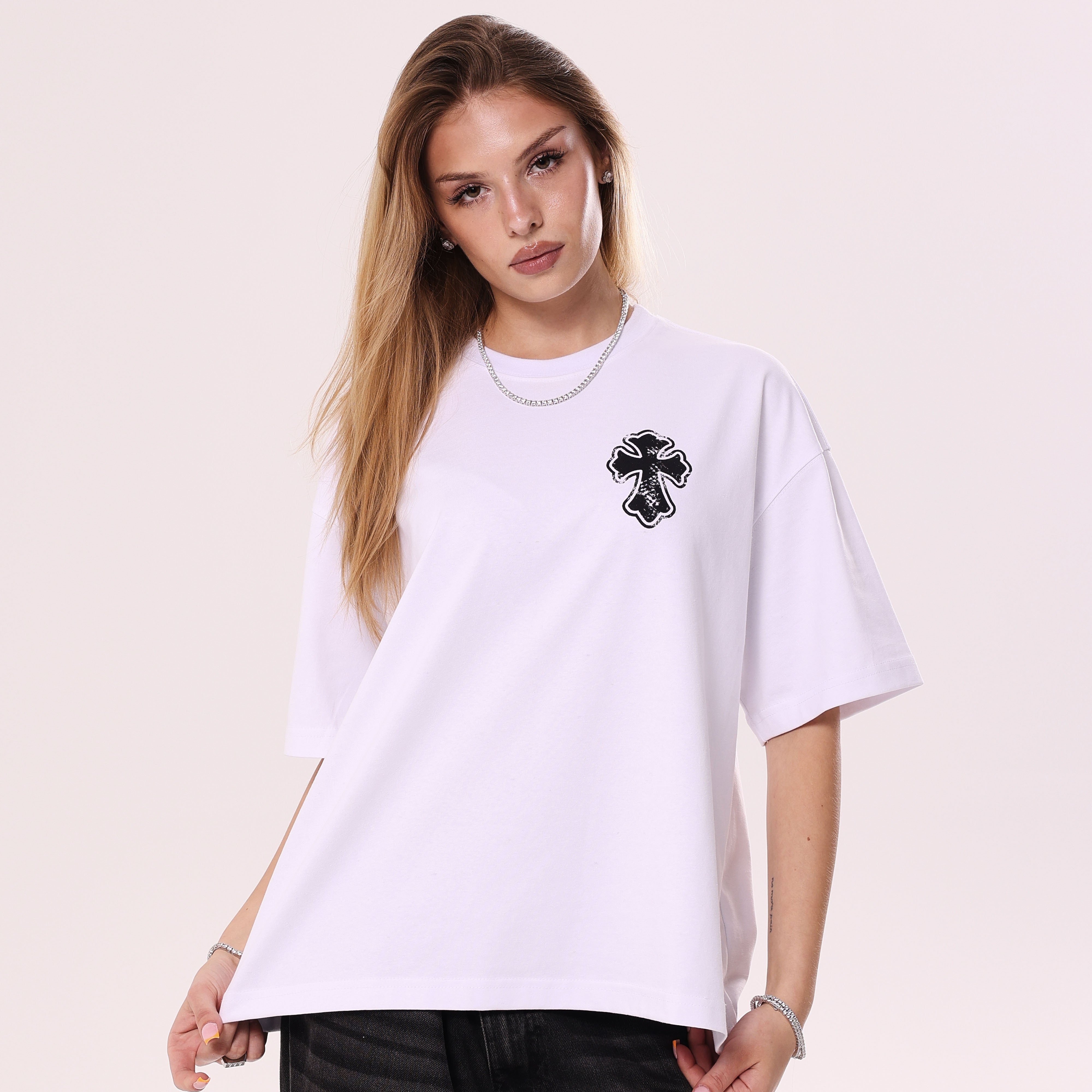 Koszulka IS Gothic Cross Biała Boxy Fit