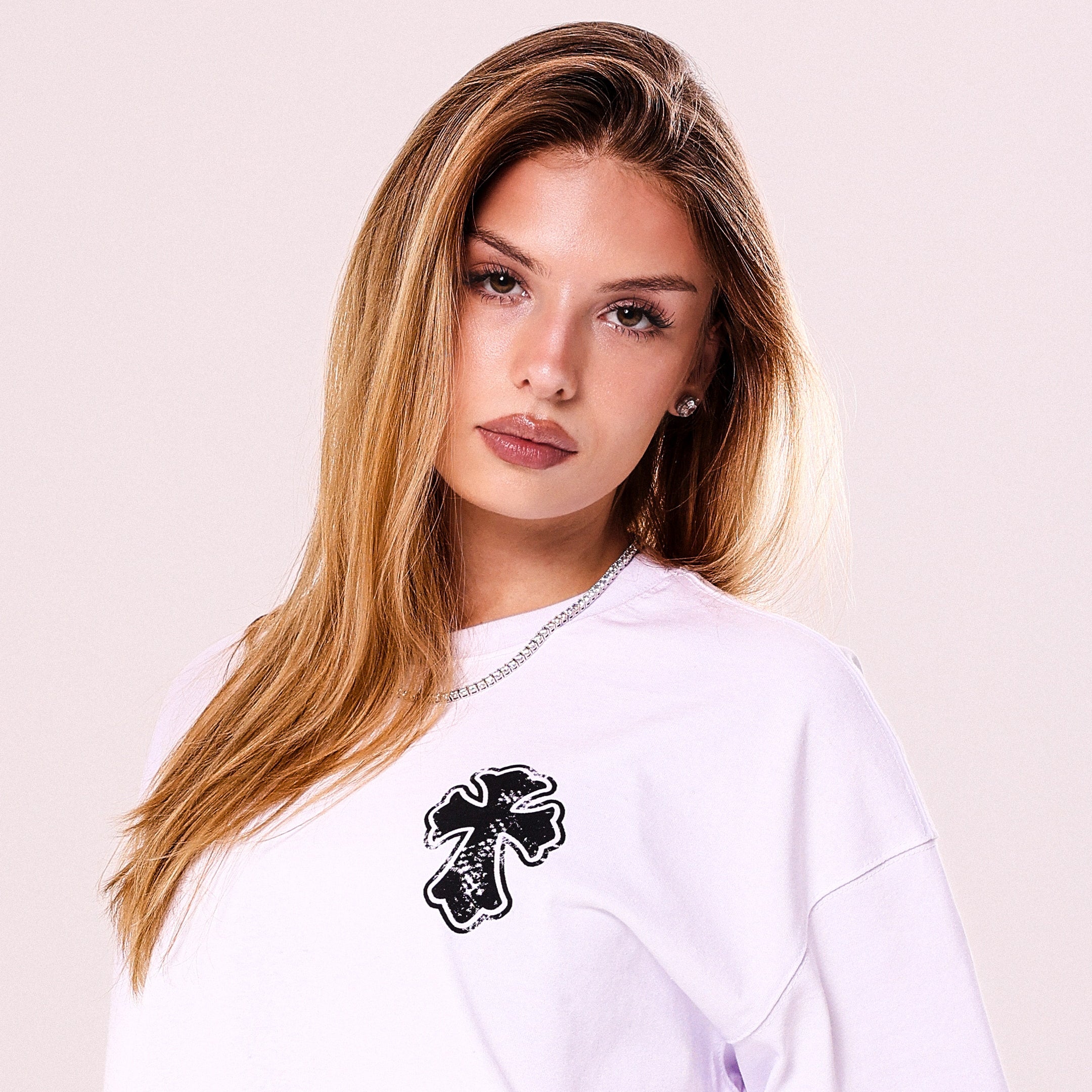Koszulka IS Gothic Cross Biała Boxy Fit