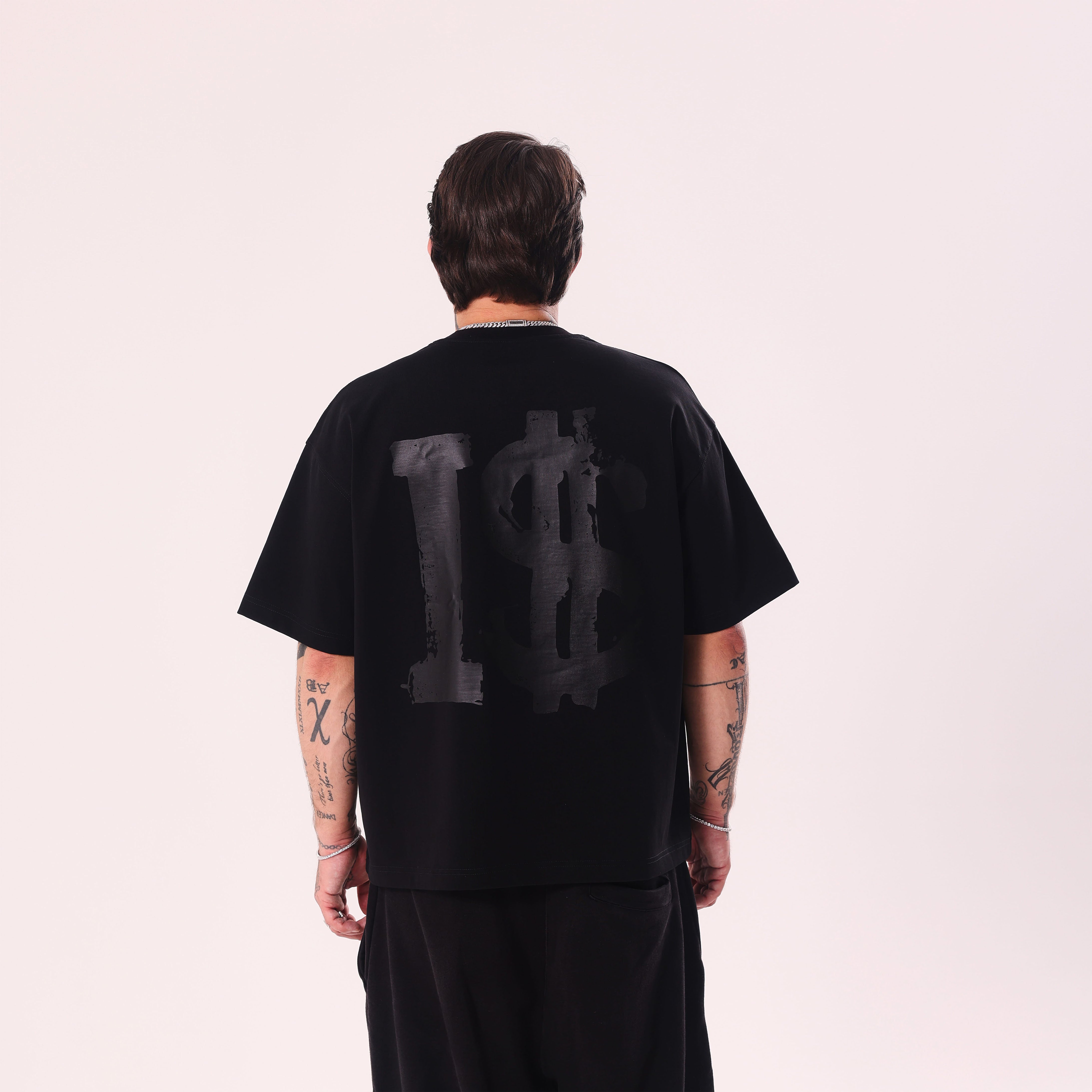 Koszulka I$ Leather Print Czarna Boxy Fit