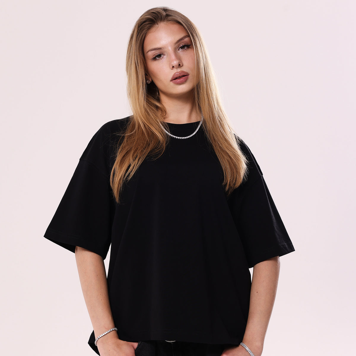Koszulka I$ Leather Print Czarna Boxy Fit