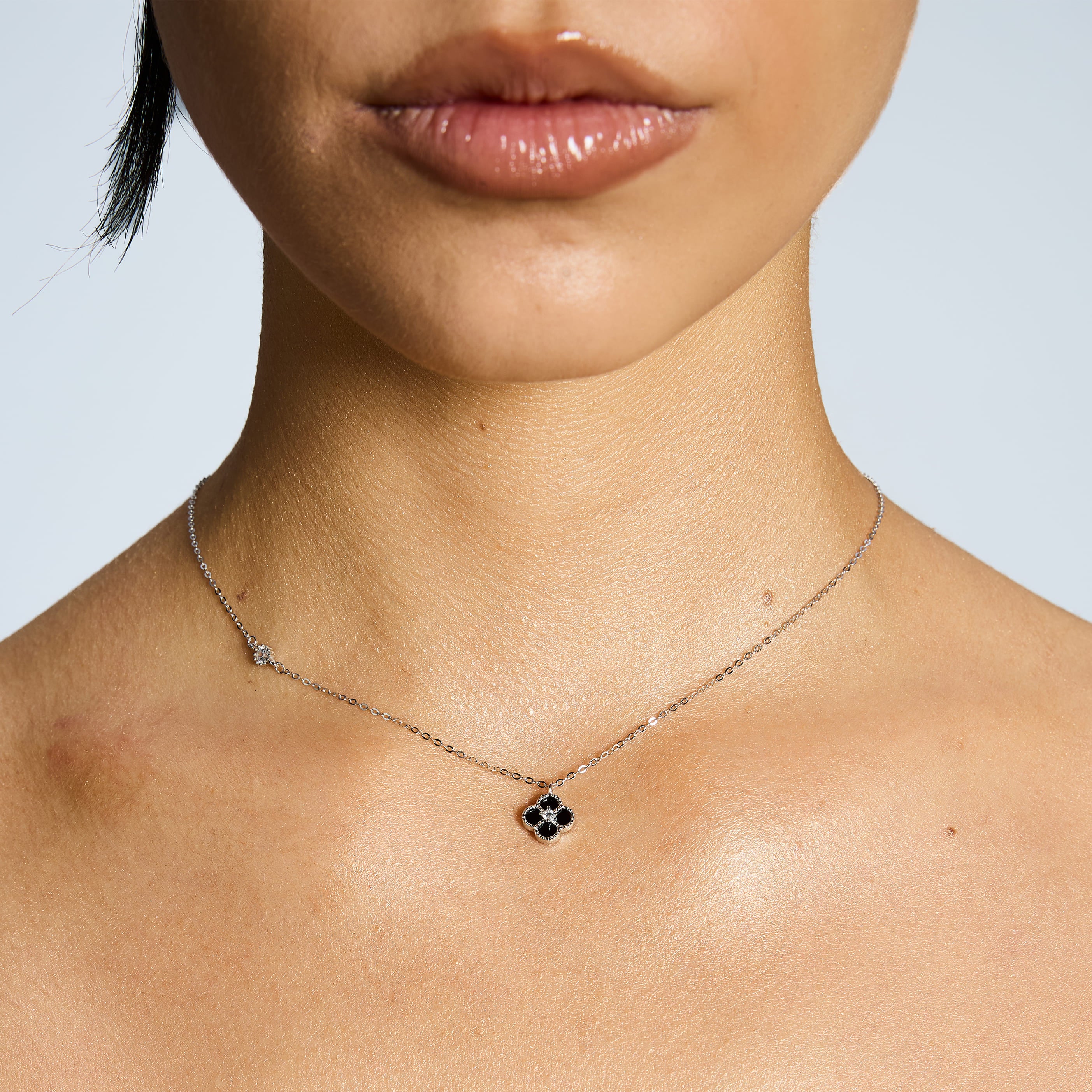 Naszyjnik Diamond Leaf Clover Black S925