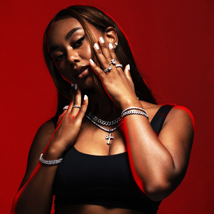 Zawieszka Sharp Cross Białe Złoto