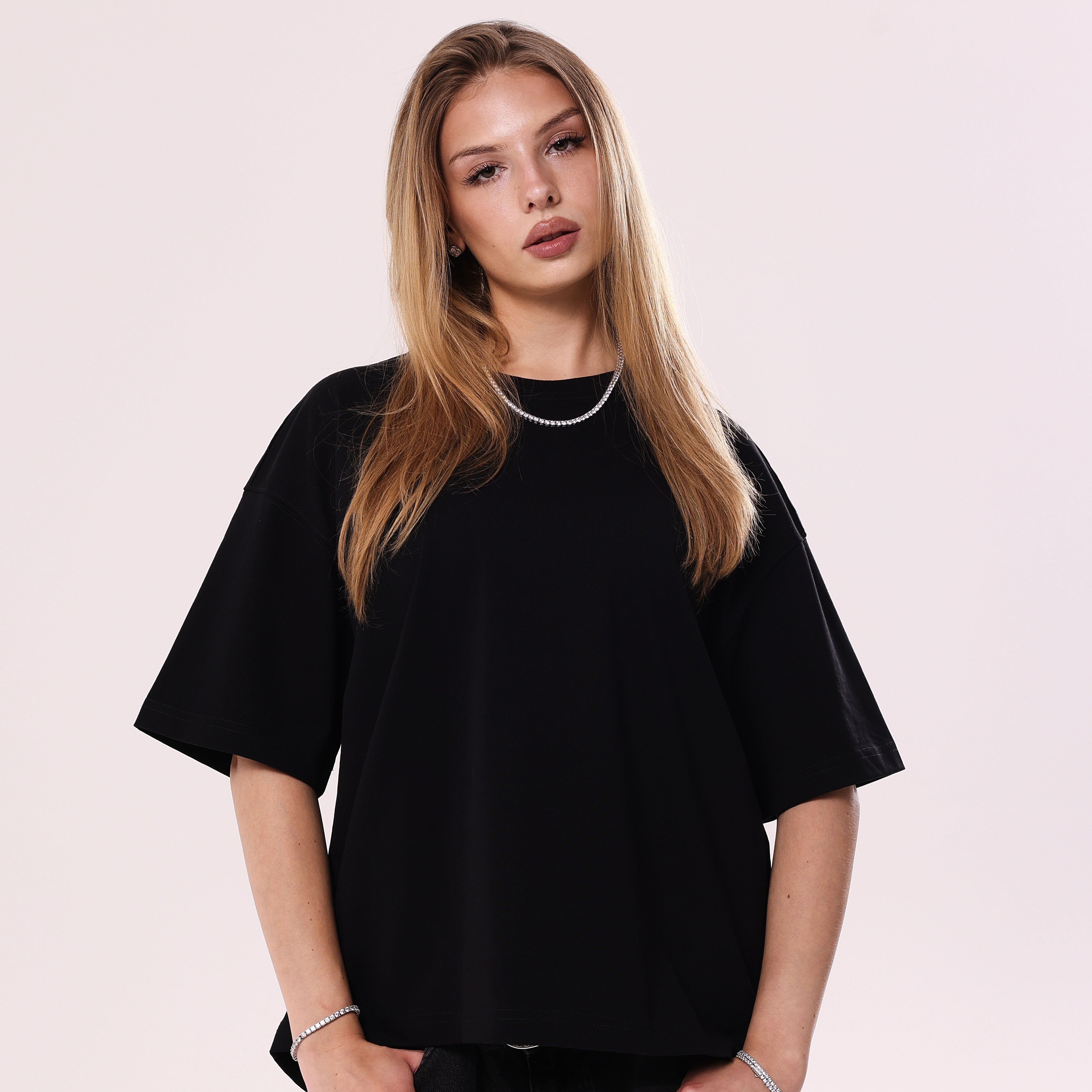 Koszulka I$ Leather Print Czarna Boxy Fit