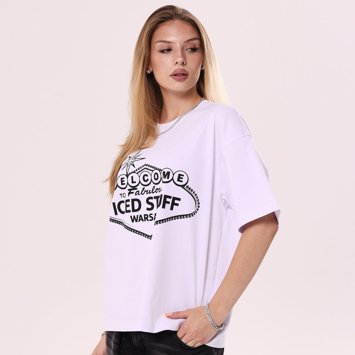 Koszulka Welcome to ICED STUFF Biała Boxy Fit