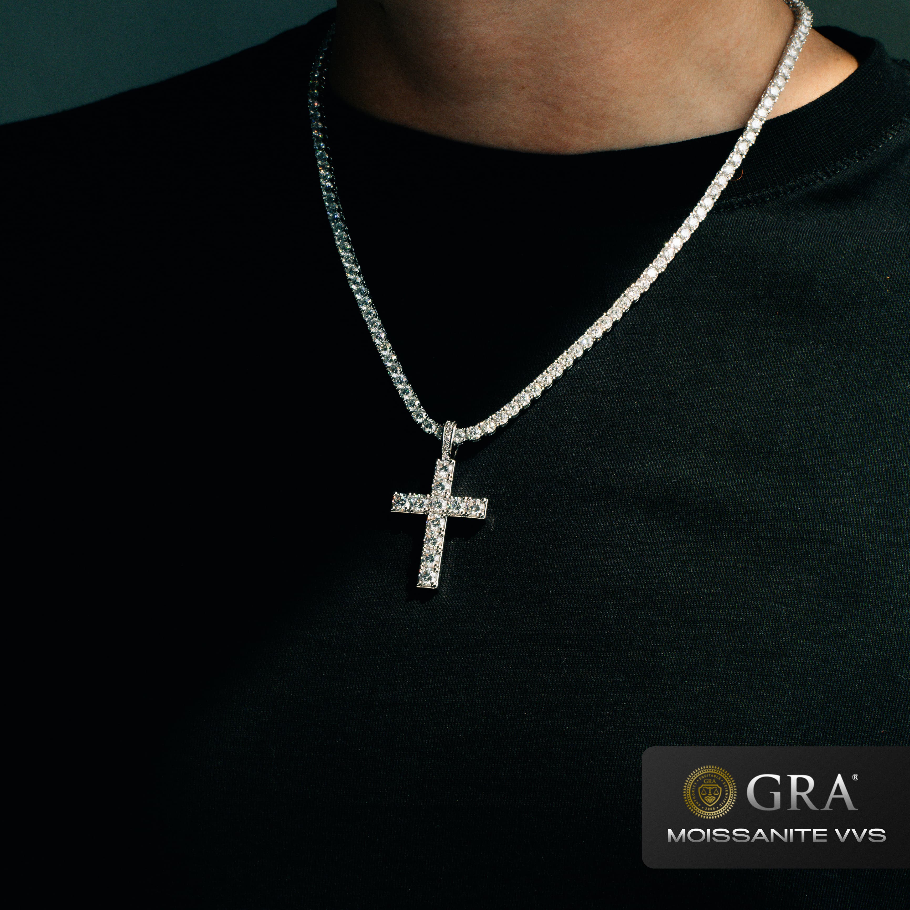Zawieszka Diamond Cross Moissanit VVS Białe Złoto
