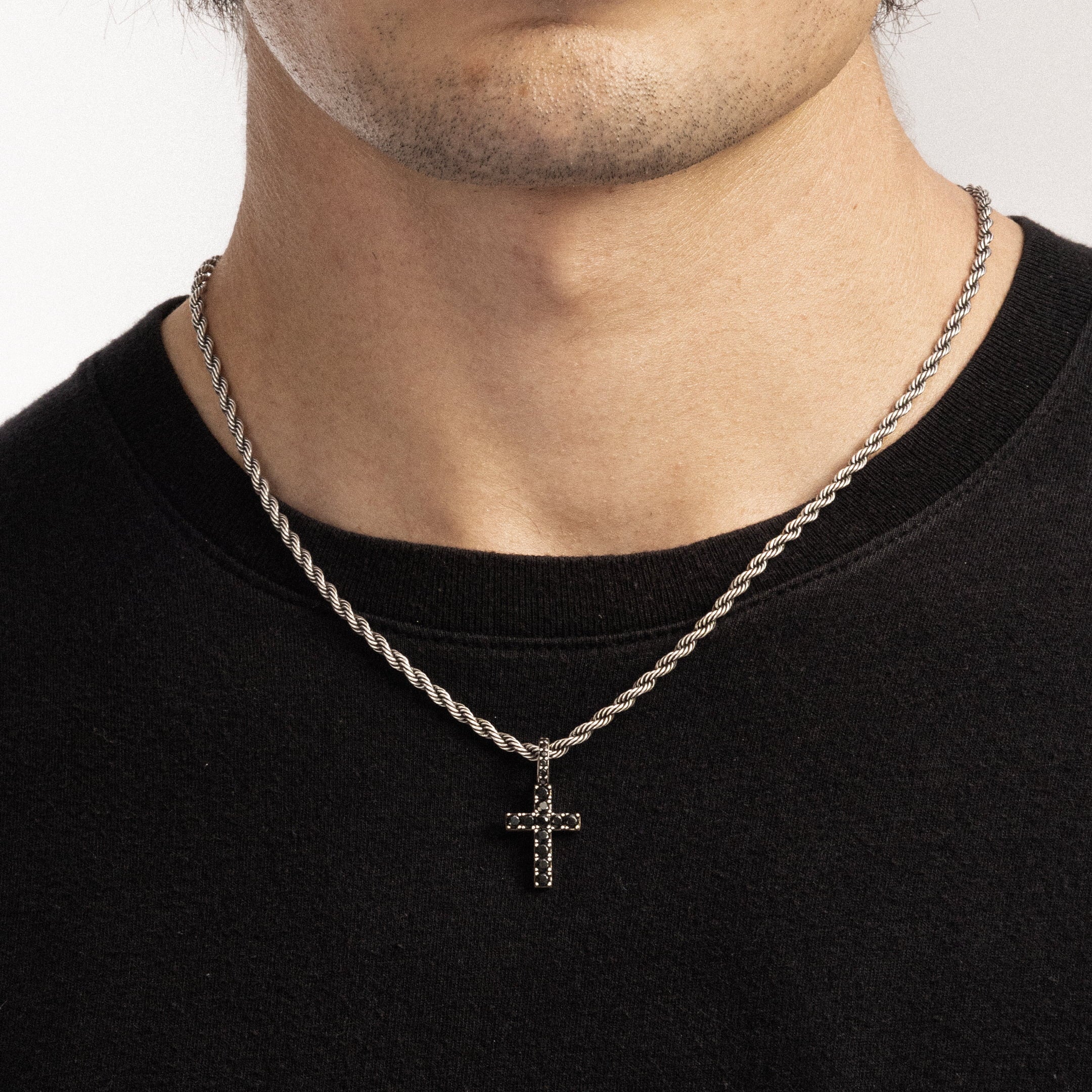 Zawieszka Micro Diamond Cross Raw Białe Złoto